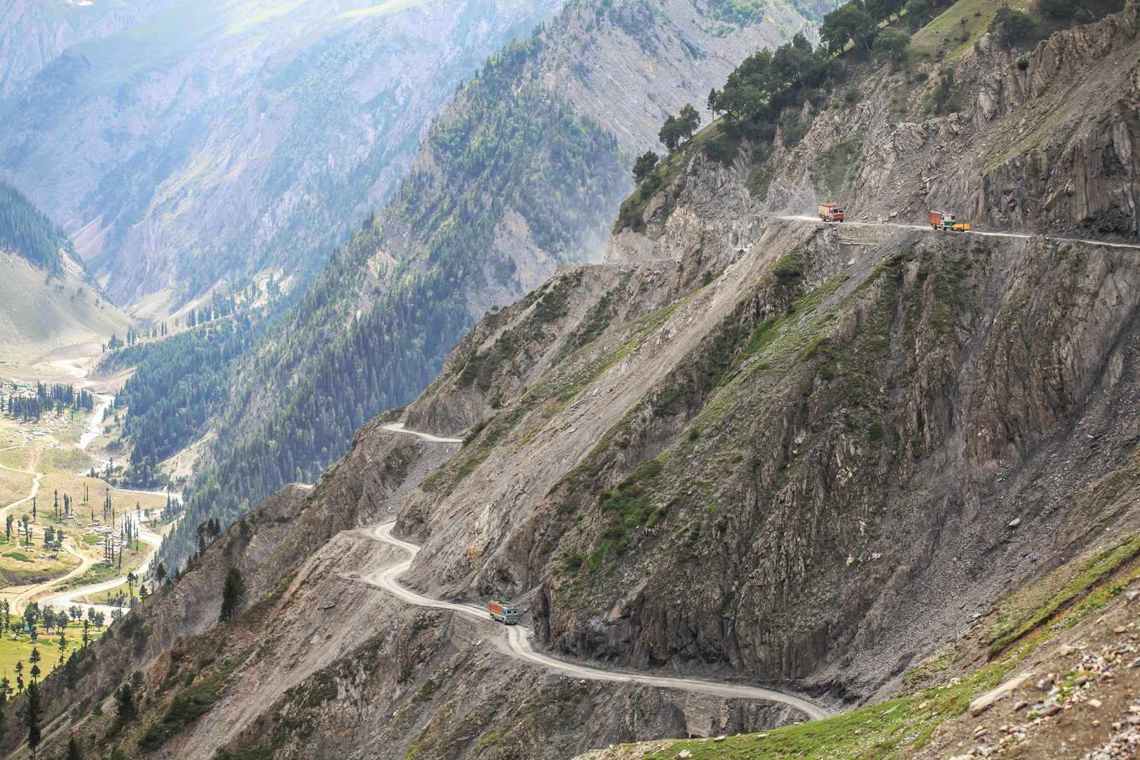 Srinagar Leh Highway